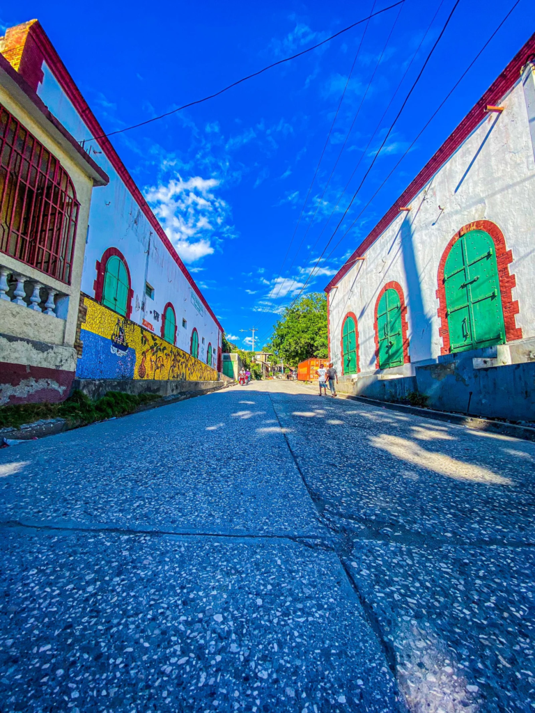 Las 3 Mejores Ciudades para Visitar en Haití Calles de jacmel